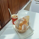 ベーカリーアンドカフェ アセット - 