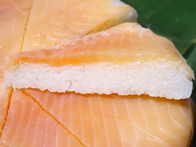 鱒の寿司　 笹八寿司ますの寿司3個入｜おにぎり・お弁当の笹八