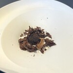 プレゼンテ スギ - トレビス オーブンで焼き 蕗の薹のガトーショコラ