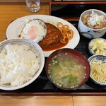 San'Iwa Shokudou - ハンバーグ定食