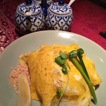 タイ・アヨタヤ・レストラン - タイ風焼きそば　８９０円。