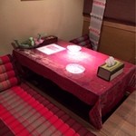 タイ・アヨタヤ・レストラン - 掘りごたつ席☆居心地バッツぐ～んっ♪