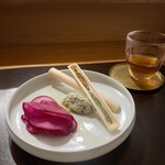Kamakura Kurabu Saryou Komachi - 煎茶と鶏ささみのパテ風 3点盛り