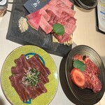 牛刺しと焼肉 仔虎 - 