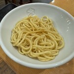 Ramen Daisensou - ピストルで無料の替玉(半玉)は1回のみ無料