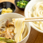 駅うどん - 料理写真:ずるびきうどん