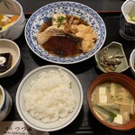 つつみ - 料理写真:おまかせ定食＝1100円