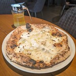 Pizzeria&Trattoria GONZO - 20240218クワトロフォルマッジ