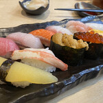 Kaitenzushi Honjin - 