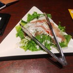 Kuturogi Dainingu Toriaezu Gohei - 生ハムと野菜のサラダ