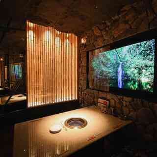 駅近。ゆったり過ごせる上質な空間。完全個室・VIPルーム完備