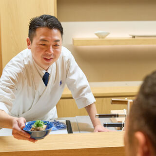 新丸ビル5F◆和食の職人技が眺められる特等席や半個室を完備