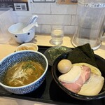 Itto - 「特製濃厚魚介つけ麺」と「メンマ」と「海苔 5枚」