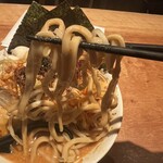 四川担々麺 赤い鯨 - 