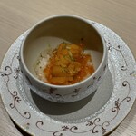 Azabu Juuban Yakiniku Buruzu - イクラとウニの飯蒸し-餅米-