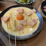 ピザとハムと時々ワイン ボンジョルノ食堂 - 