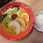 えび豚骨拉麺 春樹 - 