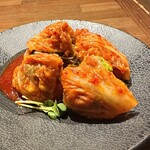 湘南韓国料理GOKAN - 海鮮ポッサムキムチ（1,400円）
ハサミでカット後