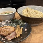 Mendokoro Yusaki - 濃厚つけ麺