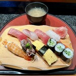 しほう田 - にぎり鮨ランチ … ¥1,300円（税込）