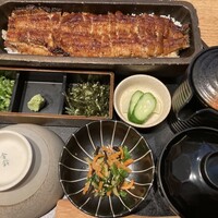 うなぎ四代目菊川 ムスブ田町店 - 