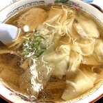 中華そば志のぶ支店 - わんたん麺（大）