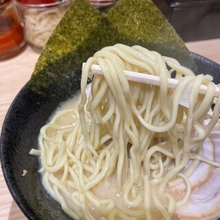横浜家系ラーメン 独覚家_1
