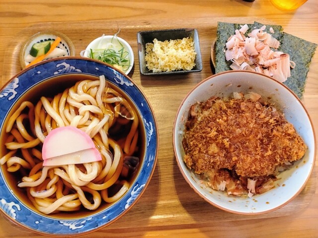 かつお節を楽しむお店 ルンルン邸 - 宮城野原（食堂）の写真