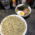Urasaburon - つけ麺1000円