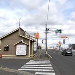 中華麺房 東龍 - 店頭を東京方からパチリ♯