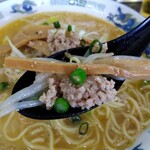 中華麺房 東龍 - トッピング蓮華リフト⤴️挽肉•もやし•キャベツ•メンマ•葱等々