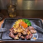 いきなりステーキ - 乱切りカットステーキ