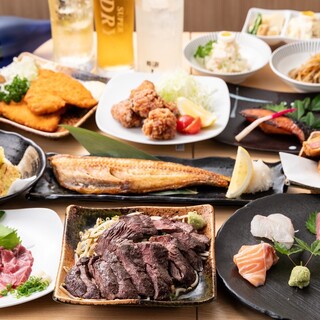 飲み放題付きコース3500円〜。単品飲み放題980円〜