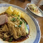 香港麺 新記 - 