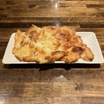 炭火焼肉 竜元・上福ブッチャーズ - チーズ焼き(チーズチジミ)