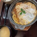 農村料理の店 もくもく - ロースカツとじ丼