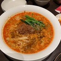 四川料理 龍の子 - 担々麺