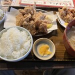 SAPPORO餃子製造所 - ザンギランチ定食+ポテトサラダ+タレザンギ追加+ご飯大盛り