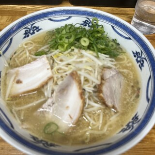 マルチョンラーメン - 料理写真: