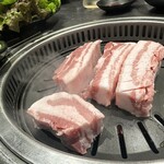 熟成肉専門店 ヨプの王豚塩焼 - 