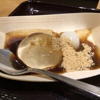 くし路 KITTE丸の内店 - 水しずく餅