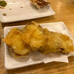 酒と飯のひら井 徳島店 - 鳴門金時芋の天ぷら