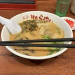 九州 筑豊ラーメン 山小屋 - 山小屋ラーメン。860円。