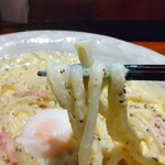 カルボナーラうどん 