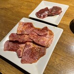 立喰い焼肉　おやびん - 料理写真: