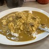 カレーや マドラス