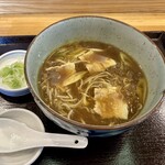 そば処 井むら - カレー蕎麦の細麺、麺少な目