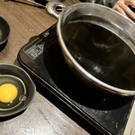 Sushi Shabu Shabu Sukiyaki Hanko Shitsude Tabehoudai Mo-Ton - すき焼き出汁