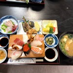 Sukesan - 寿司ランチ@1,700円ビジュアルは抜群ですが、、、