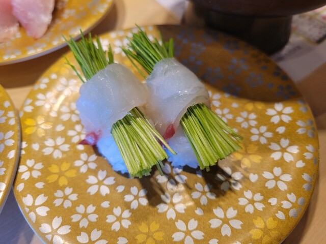 函館グルメ回転寿司 函太郎 鶴岡店 - 羽前大山（回転寿司）の写真